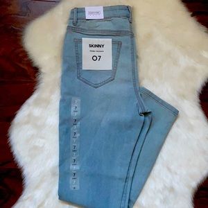 Ardene Blue high rise ankle skinny jeans in size 7 NWT